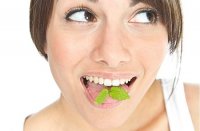 Неприятный запах изо рта – проверенные способы лечения