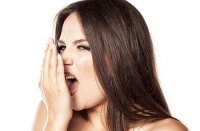 Неприятный запах изо рта – проверенные способы лечения
